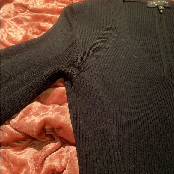 Rag & Bone long sleeve v-neck knit mini dress with back cut-out - Picture 6 of 11